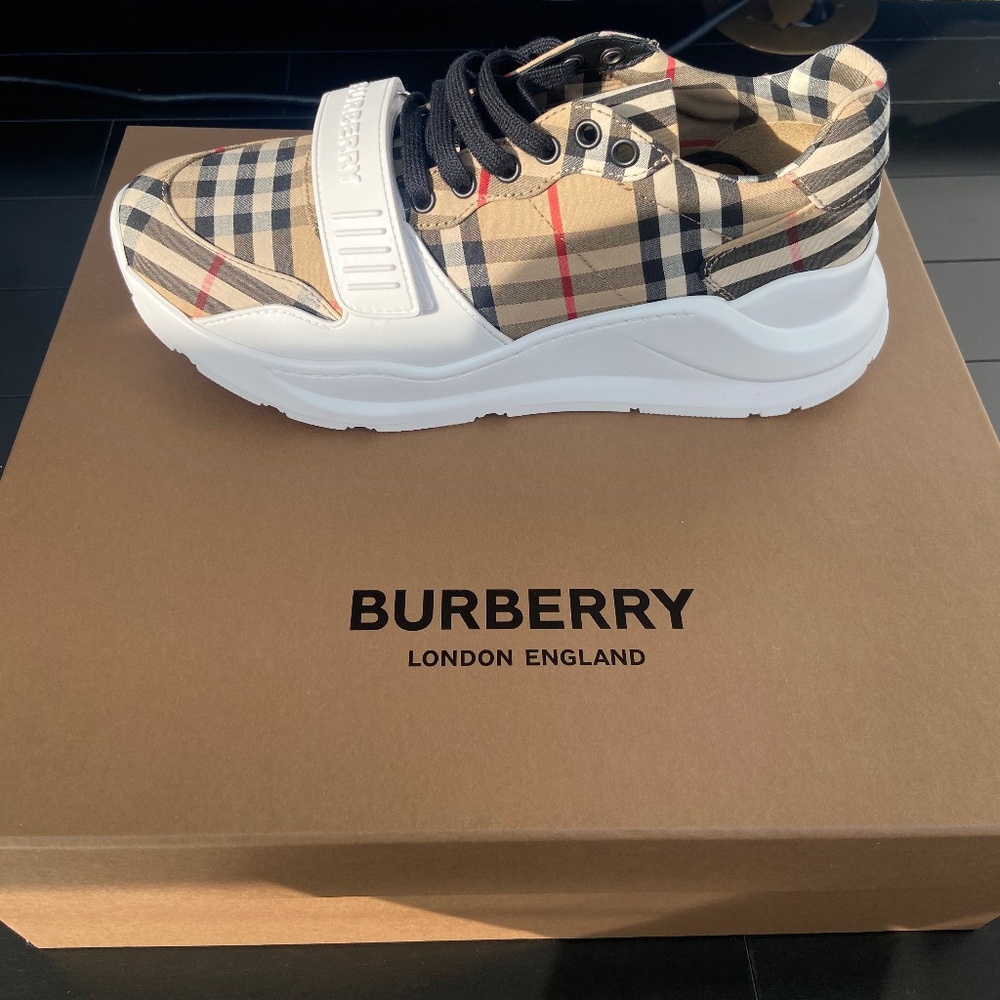 Men’s Burberry Sneakers